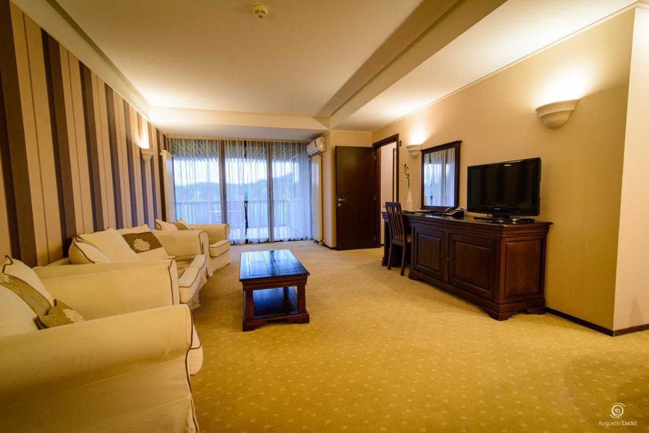 Apartament Alpin Resort Etaj 7 Пояна-Брашов Екстер'єр фото